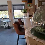 Hotel Am Schwarzen Berg Otel Stade