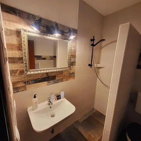 Am Schwarzen Berg 酒店 3*