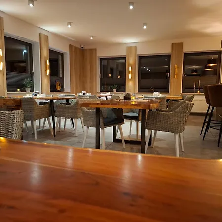 Hotel Hotel Am Schwarzen Berg 3*