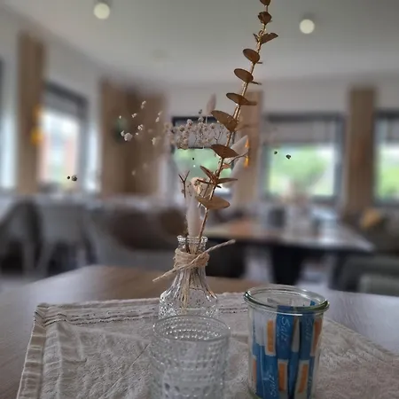 酒店 Am Schwarzen Berg 施塔德