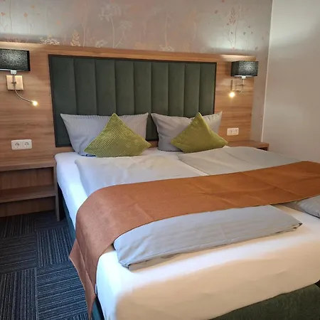 Hotel Am Schwarzen Berg Otel Stade