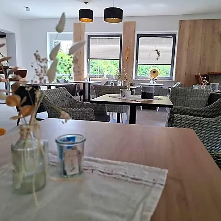 Hotel Am Schwarzen Berg 3*